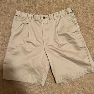Men’s 36” dress shorts